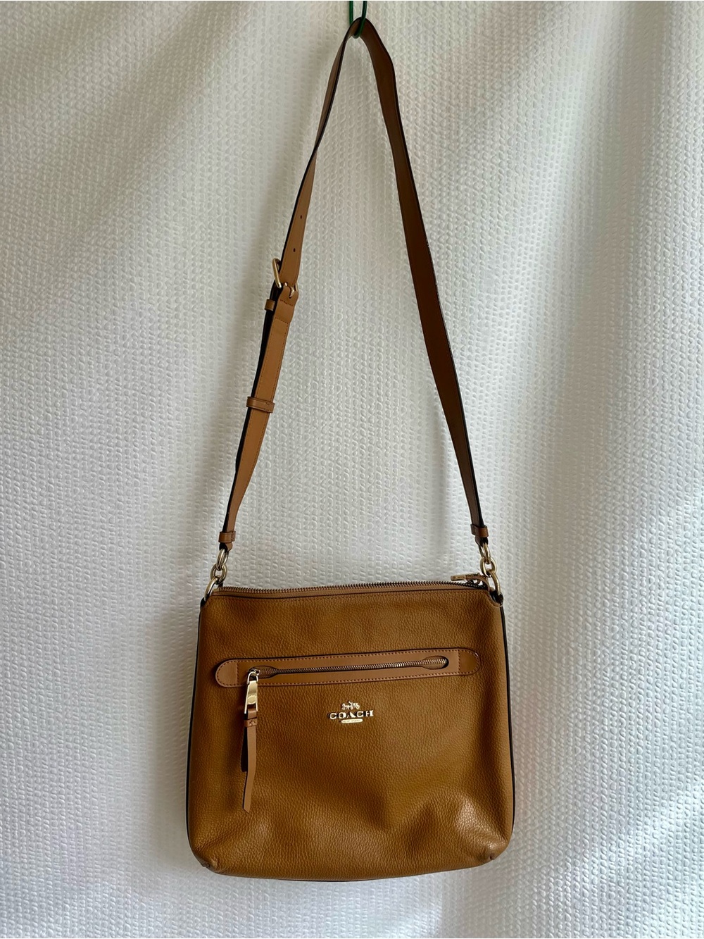 COACH Mae File Brown Pebbled Leather Crossbody Shoulder Bag F34823 Zip Pocket